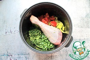 Тушеная голень индейки в соусе Тушеная голень индейки в соусе