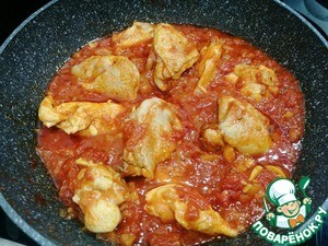 Тушеная курица со специями и курагой Тушеная курица со специями и курагой