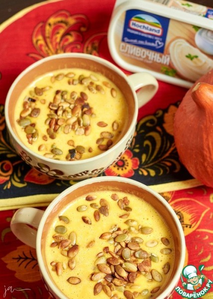 Тыквенный суп с плавленым сыром Тыквенный суп с плавленым сыром