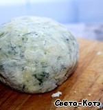 Венгерский гуляш с чесночными чипетками Венгерский гуляш с чесночными чипетками