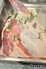 Запеченная баранья нога с вином Запеченная баранья нога с вином