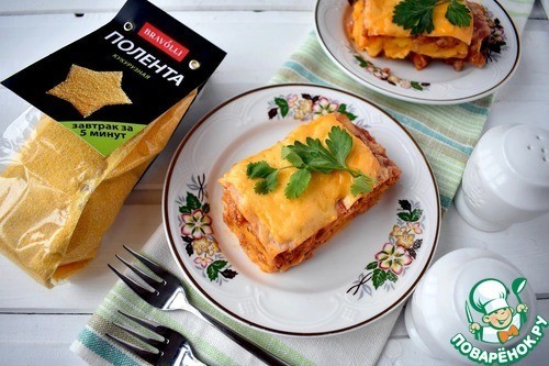 Запеченная полента с мясным соусом Запеченная полента с мясным соусом