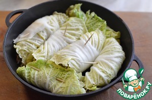 Запеченные голубцы из пекинской капусты Запеченные голубцы из пекинской капусты