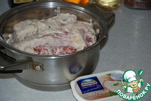 Запеченный картофель с сырными ребрышками