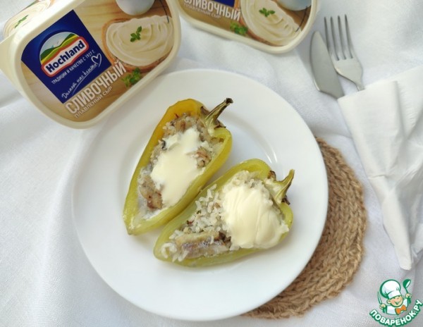 Запечённые перцы с мойвой