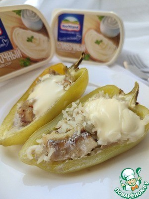 Запечённые перцы с мойвой