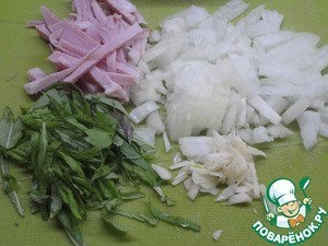 Зеленые равиоли с чесночным соусом