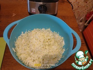 Жареная капуста с баклажанами и перцем