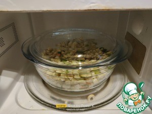 Жареная капуста с баклажанами и перцем