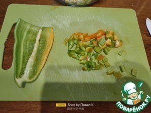 Жареная капуста с баклажанами и перцем