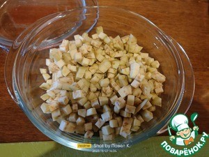 Жареная капуста с баклажанами и перцем