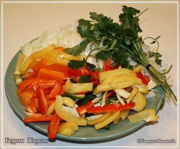 Жаркое из баранины с айвой "Бехили Жаркоп" Жаркое из баранины с айвой "Бехили Жаркоп"