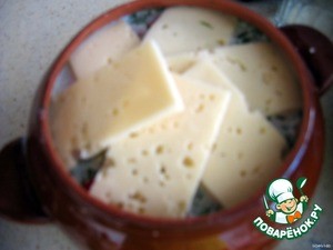 Жаркое в горшочке под сырной шапочкой Жаркое в горшочке под сырной шапочкой