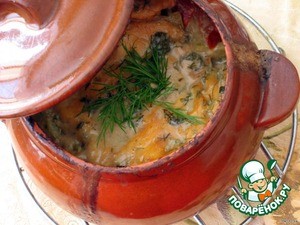 Жаркое в горшочке под сырной шапочкой Жаркое в горшочке под сырной шапочкой