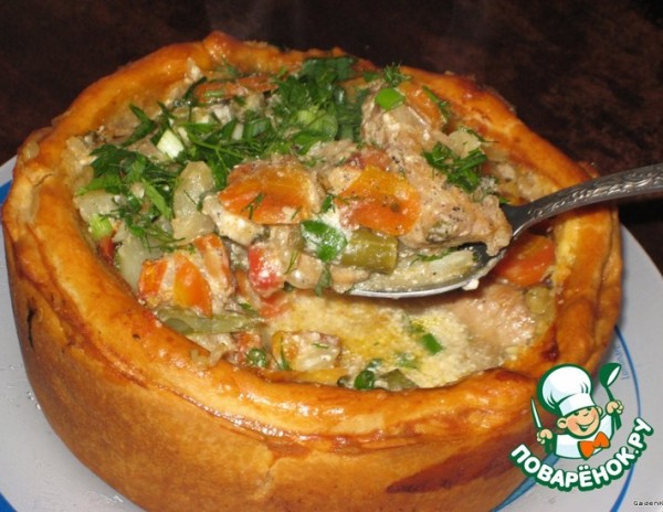 Жаркое в съедобном горшочке