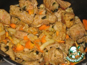 Жаркое в съедобном горшочке