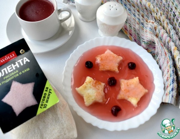 Звездочки из поленты с ягодным киселем