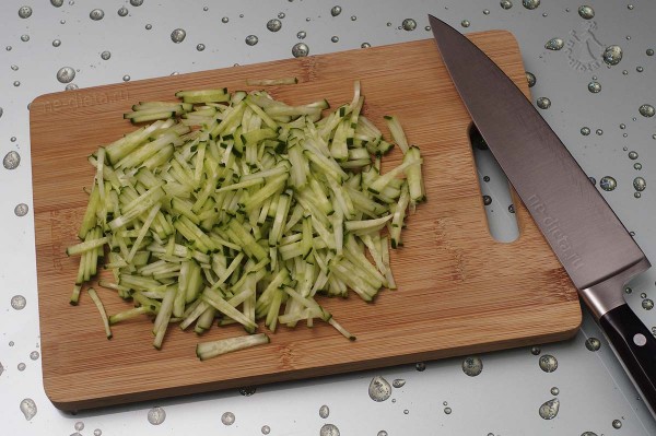 Рулет из лаваша с курицей Рулет из лаваша с курицей