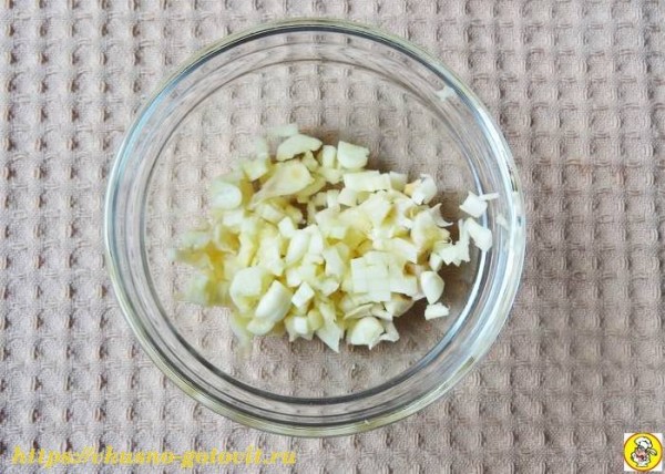 Фаршированные кабачки лодочки в духовке с овощами
Фаршированные кабачки лодочки в духовке с овощами