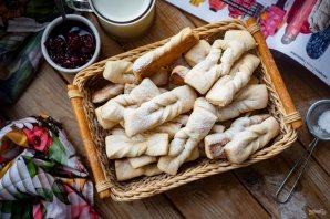 Хворост в духовке на кефире Хворост в духовке на кефире