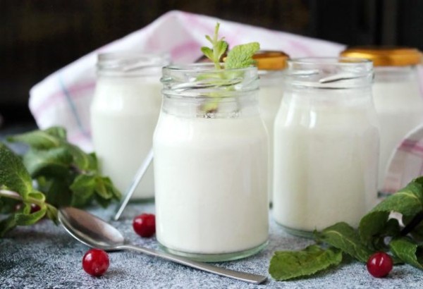 Обезжиренный ванильный йогурт Обезжиренный ванильный йогурт