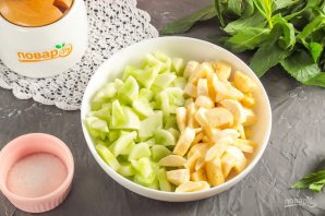 Бананово-огуречное мороженое Бананово-огуречное мороженое