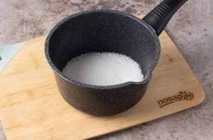 Имбирные новогодние пряники с глазурью Имбирные новогодние пряники с глазурью