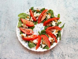 Салат из копченого палтуса Салат из копченого палтуса