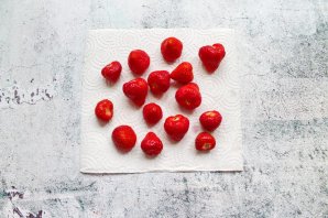 Клубнично-сметанное желе Клубнично-сметанное желе