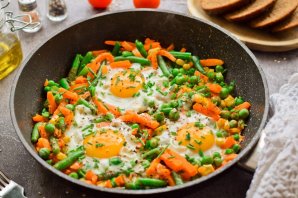 Яичница с мексиканской смесью Яичница с мексиканской смесью