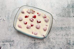 Клубнично-сметанное желе Клубнично-сметанное желе