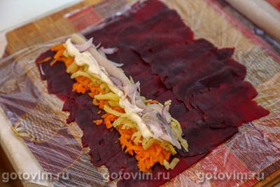 Роллы «Селёдка под шубой» Роллы «Селёдка под шубой»