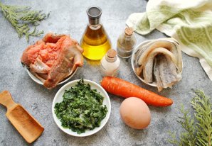 "Розочки" из красной и белой рыбы со шпинатом "Розочки" из красной и белой рыбы со шпинатом