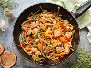 Папоротник со свининой Папоротник со свининой