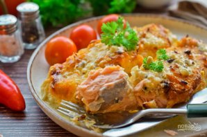Семга в сливочном соусе запеченная в духовке