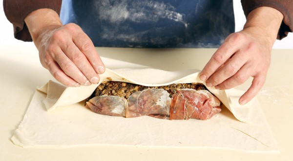 Биф Веллингтон из вырезки, пошаговый рецепт с фото на 588 ккал Биф Веллингтон из вырезки, пошаговый рецепт с фото на 588 ккал