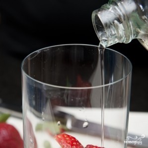 Коктейль "Клубничная Маргарита" Коктейль "Клубничная Маргарита"