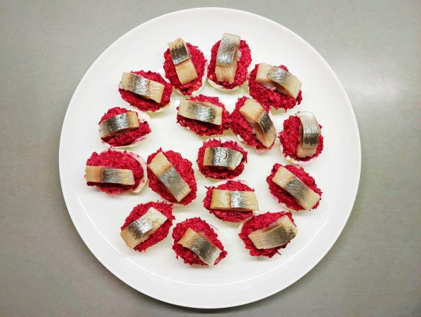 Селедка под шубой — 3 рецепта Селедка под шубой — 3 рецепта