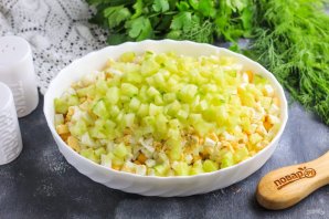 Крабовый салат на Новый год Дракона Крабовый салат на Новый год Дракона