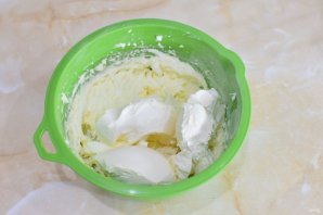 Крем-чиз на масле для выравнивания торта Крем-чиз на масле для выравнивания торта