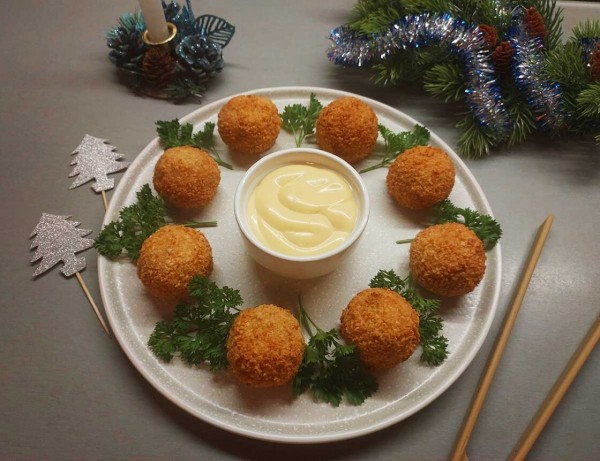 Куриные шарики с сыром Куриные шарики с сыром