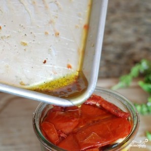 Помидоры, сушеные в духовке Помидоры, сушеные в духовке