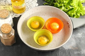 Яйцо пашот в силиконовой форме Яйцо пашот в силиконовой форме