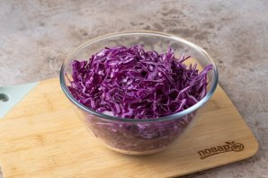 Салат из краснокочанной капусты на зиму Салат из краснокочанной капусты на зиму