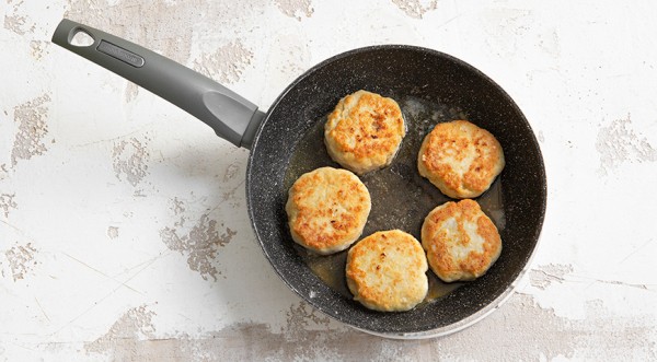 Быстрые котлеты из фарша, пошаговый рецепт с фото на 717 ккал Быстрые котлеты из фарша, пошаговый рецепт с фото на 717 ккал