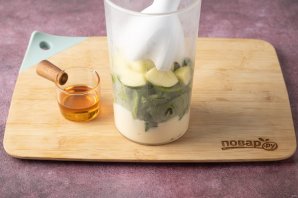 Зелёный смузи с киви и медом Зелёный смузи с киви и медом