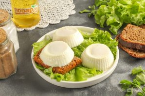 Яйцо пашот в силиконовой форме Яйцо пашот в силиконовой форме