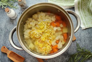 Суп из цветной капусты с горбушей Суп из цветной капусты с горбушей