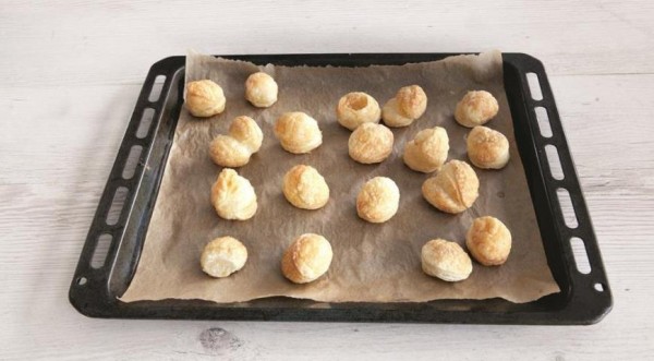 Праздничные канапе на основе из слоеного теста, пошаговый рецепт с фото Праздничные канапе на основе из слоеного теста, пошаговый рецепт с фото