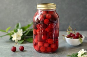 Концентрированный компот из вишни Концентрированный компот из вишни